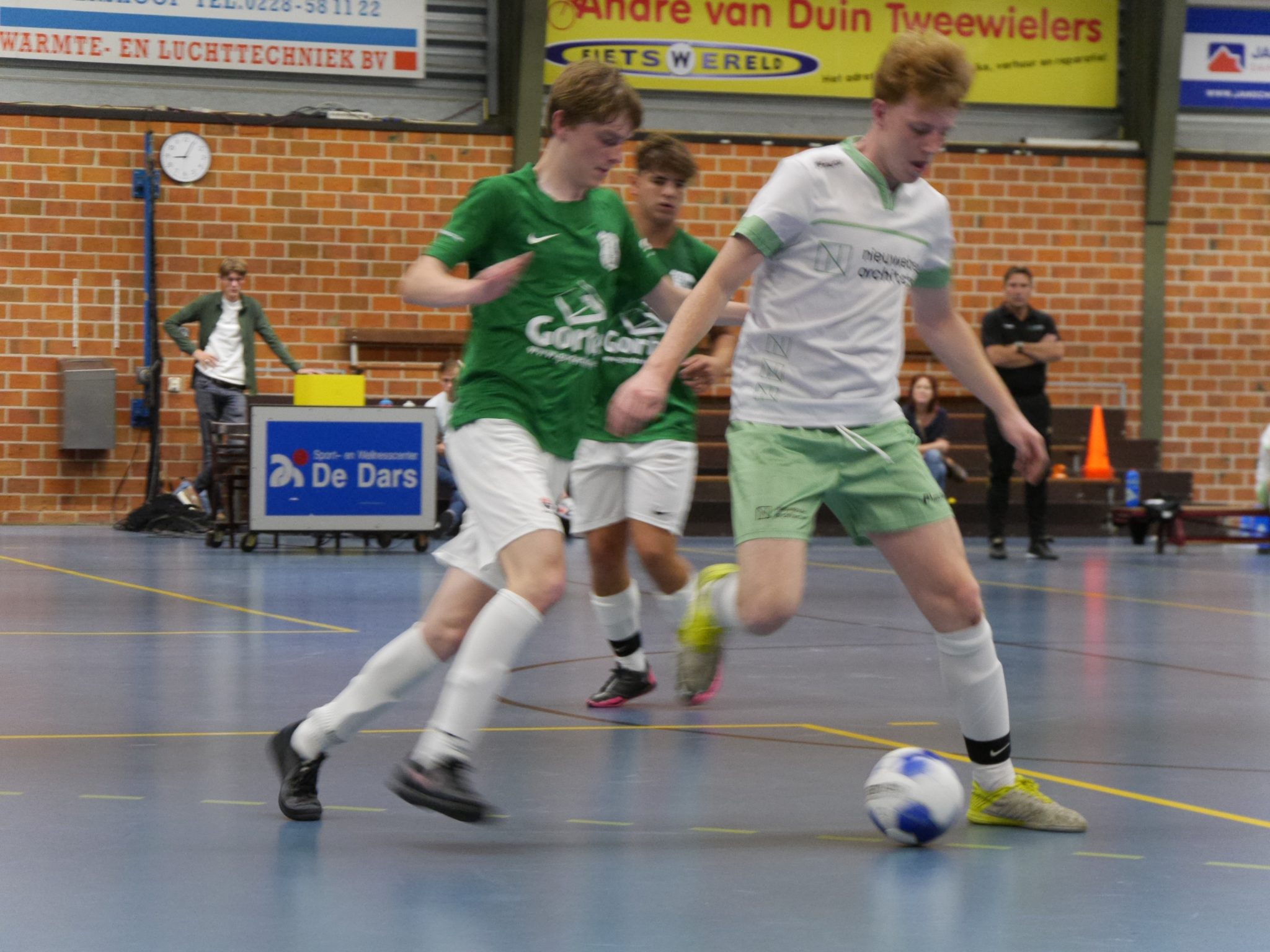 Heren 1 en Vrouwen 1 boeken een overwinning